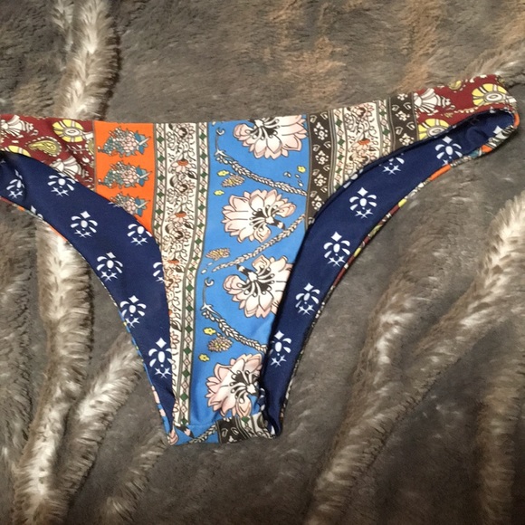 Bohemian patterned Bikini - Picture 4 of 5